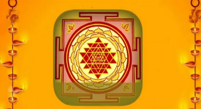 Get Venus prosperity at home. Important kitchen Vastu tip!.